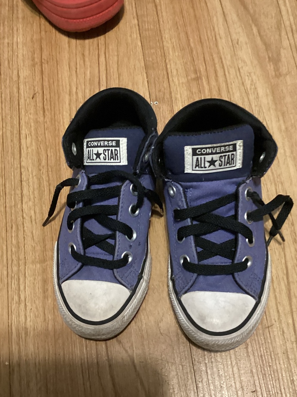 Converse Kids Purple and Black Low-Top All Star Sneakers